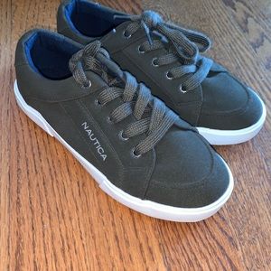 Kids size 2 nautica shoes.